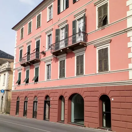 Casa Di Claude 2 Finalmarina Apartamento Finale Ligure