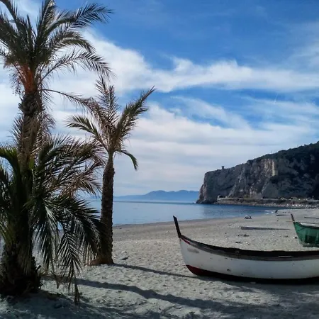 דירה Casa Di Claude 2 Finalmarina פינאלה ליגורה