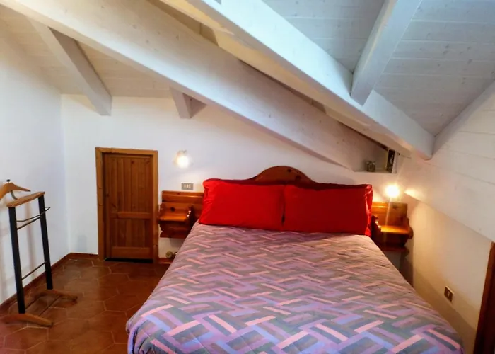 Casa Di Claude 2 Finalmarina Apartamento *