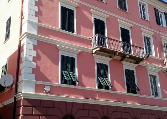 Casa Di Claude 2 Finalmarina