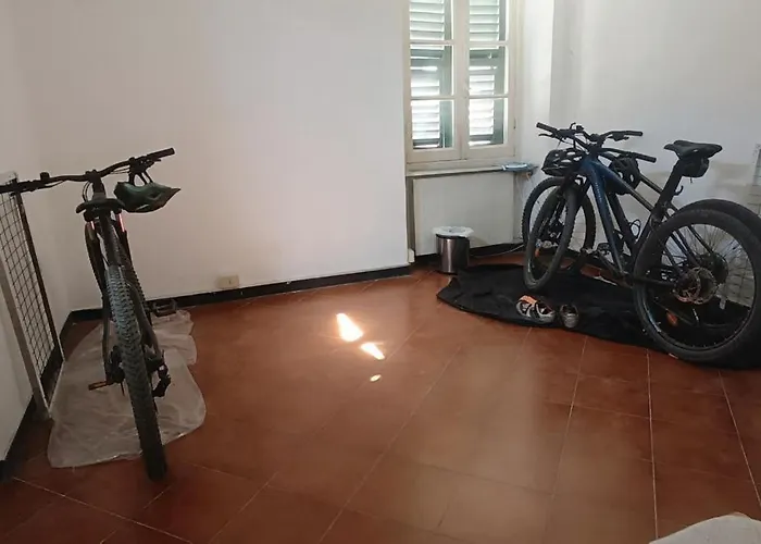 Casa Di Claude 2 Finalmarina * Finale Ligure